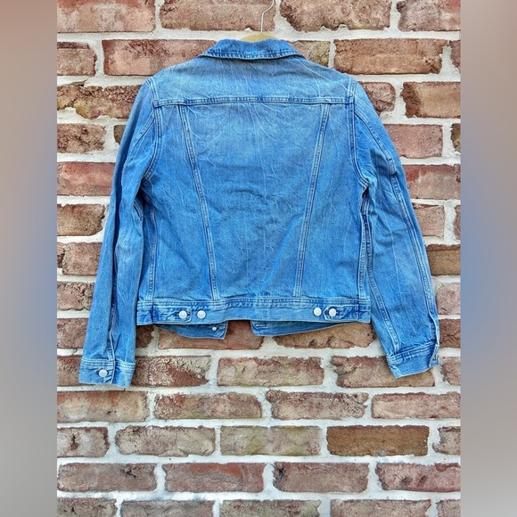 J. Crew New Classic Denim Jacket in Bianca Wash - Picture 9 of 13
